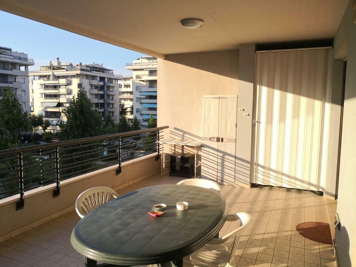 Domus Aries Montesilvano Marina Exterior foto